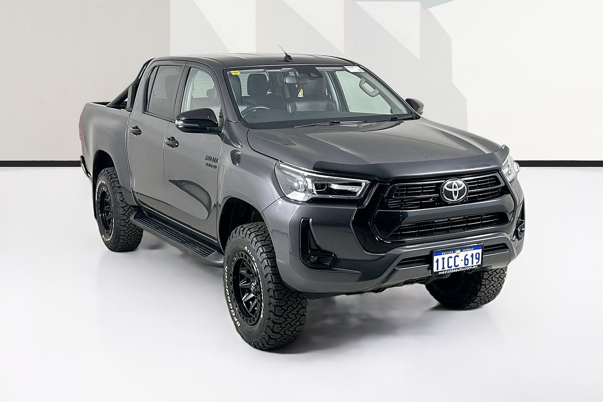 2020 Toyota HILUX SR5+ (4x4) GUN126R FACELIFT 4X4
