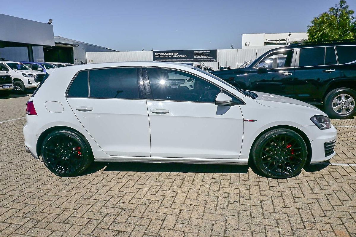 2014 Volkswagen Golf GTI 7