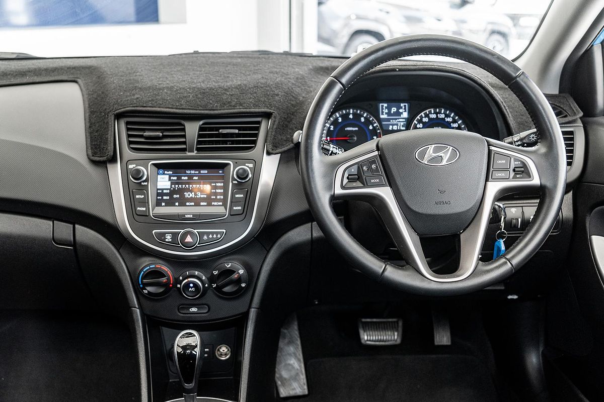 2019 Hyundai Accent Sport RB6