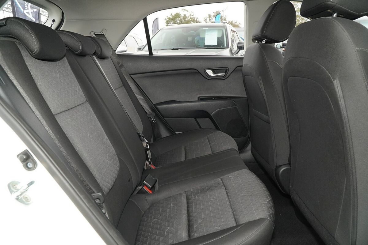 2022 Kia Rio S YB