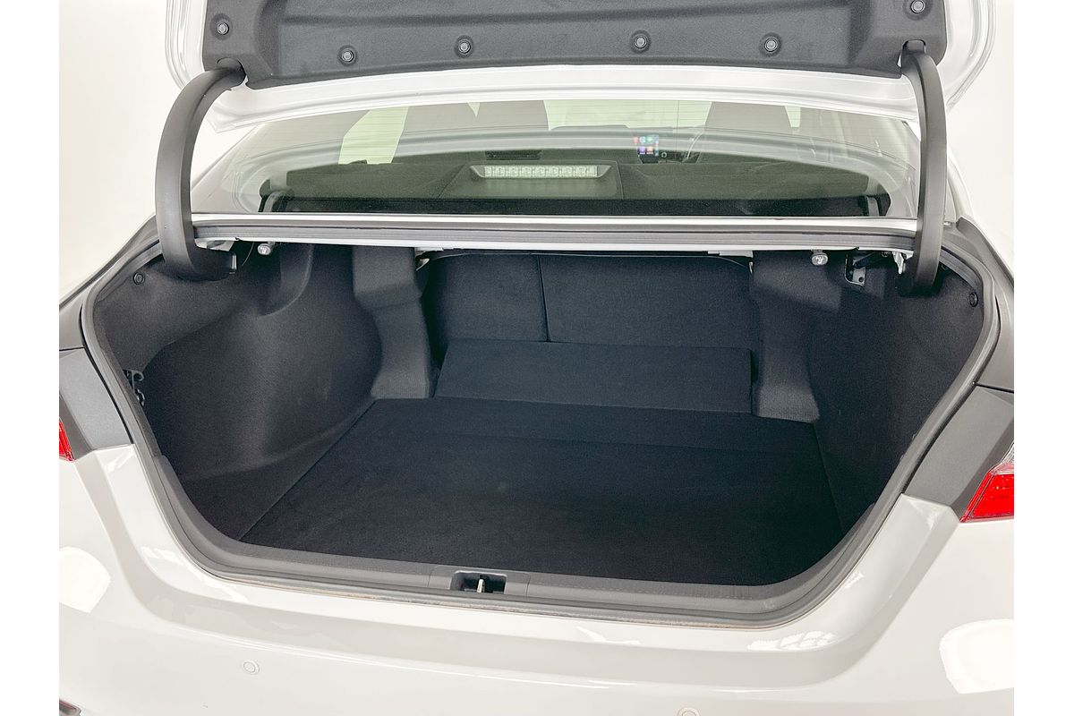 2021 Toyota Camry Ascent AXVH70R