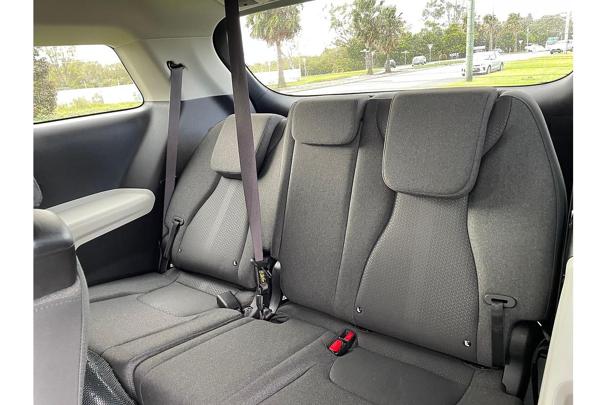 2021 Kia Carnival S KA4