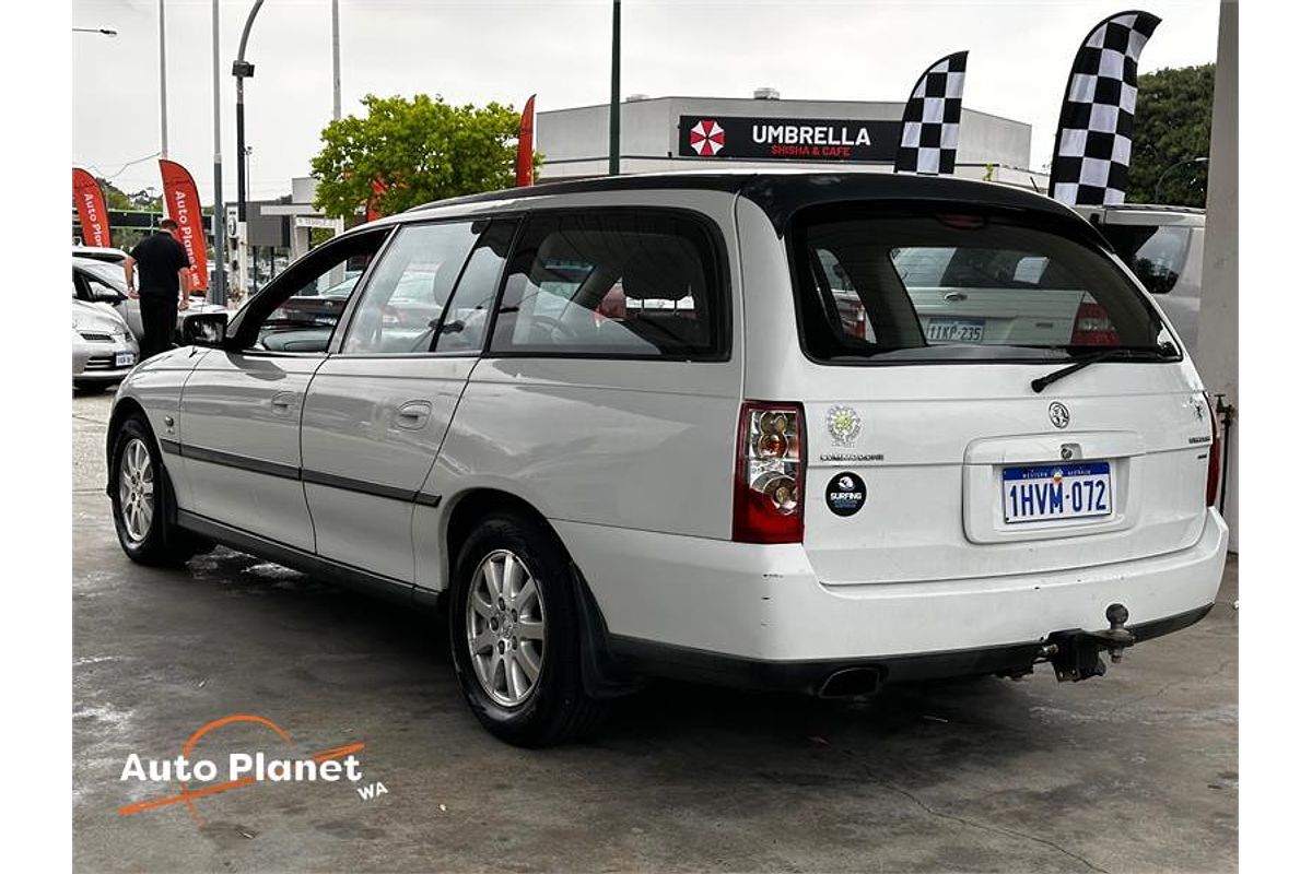 2003 Holden COMMODORE EXECUTIVE VY