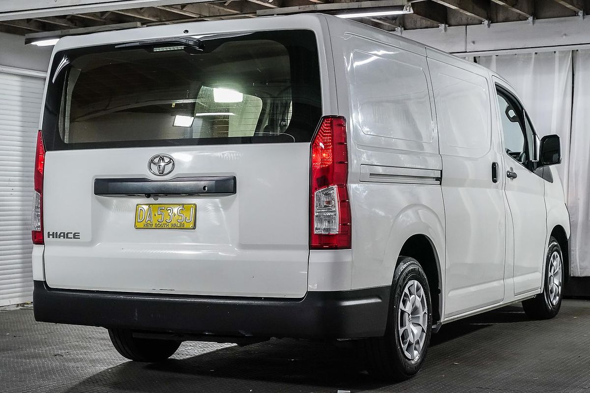 2021 Toyota Hiace GDH300R