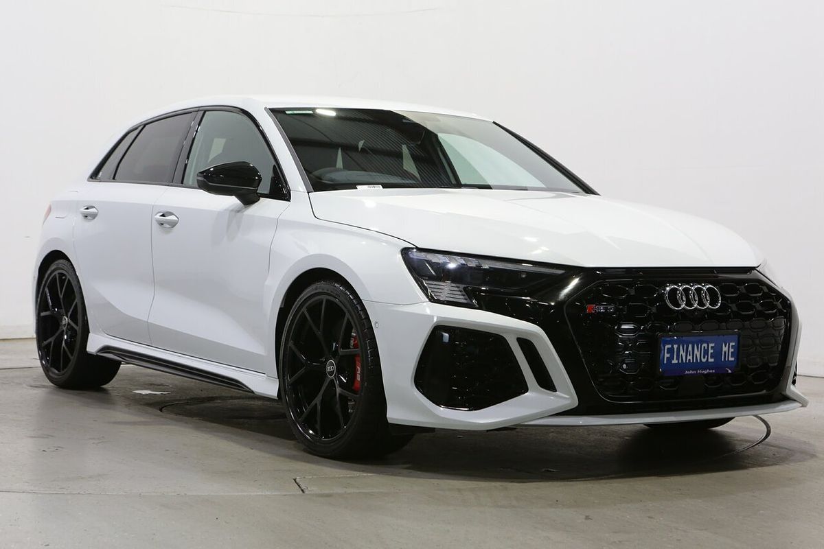 2024 Audi RS3 GY