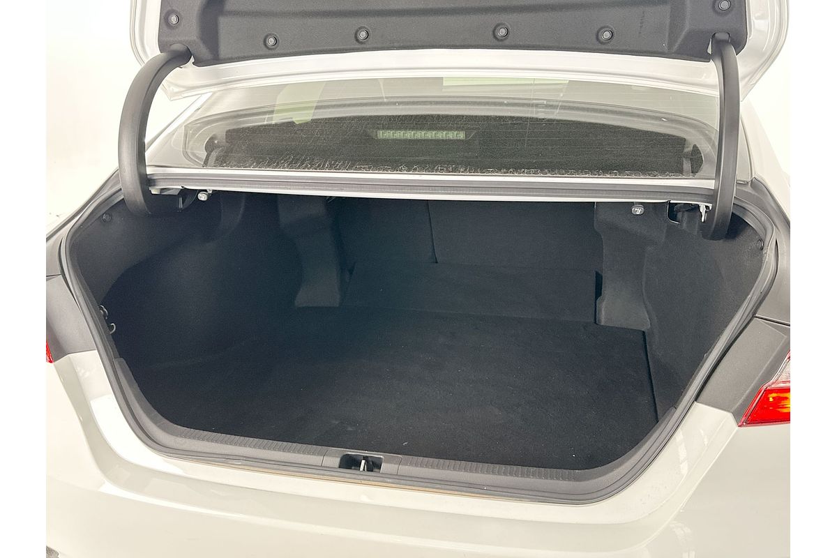 2019 Toyota Camry Ascent AXVH71R