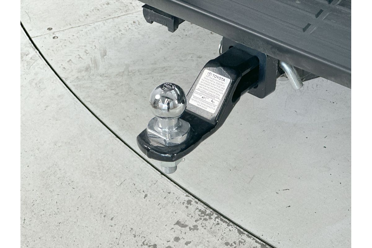 2024 Toyota Hilux Rogue 48V GUN126R 4X4