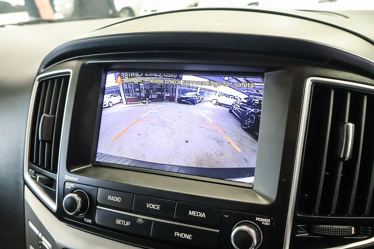 2016 Hyundai iMax TQ3-W Series II