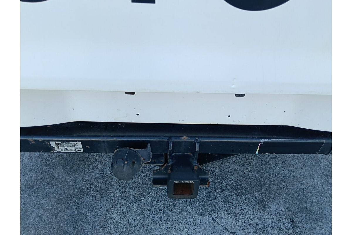2006 Toyota Hilux Workmate TGN16R 06 Upgrade Rear Wheel Drive