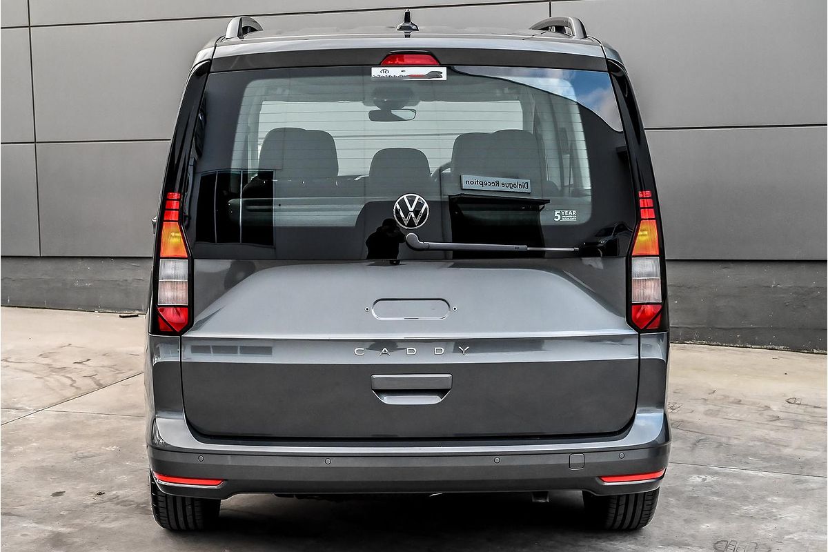 2024 Volkswagen Caddy TDI320 5