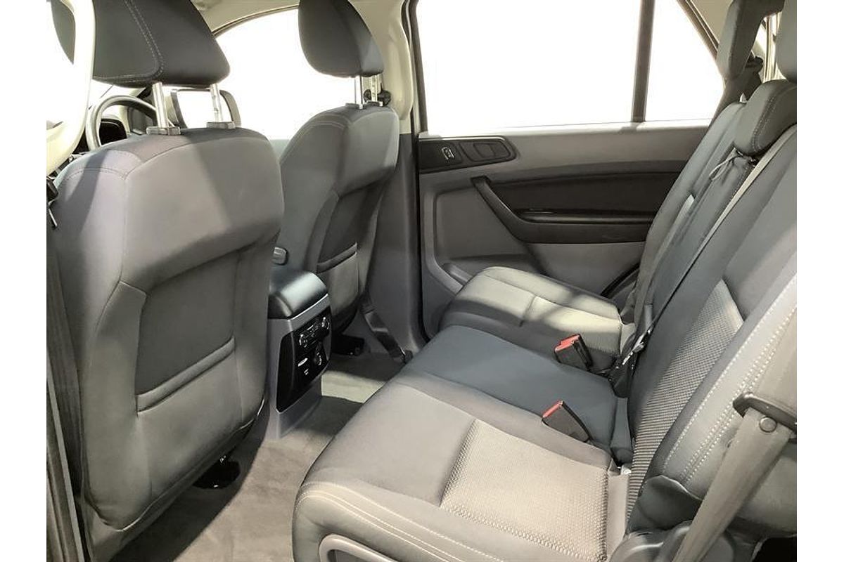 2017 Ford Everest Ambiente UA 3.2L