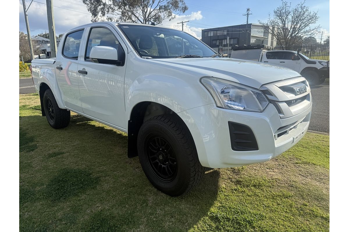 2017 Isuzu D-MAX SX 4X4