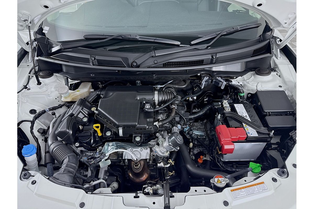 2025 Suzuki Swift Hybrid Plus UZ