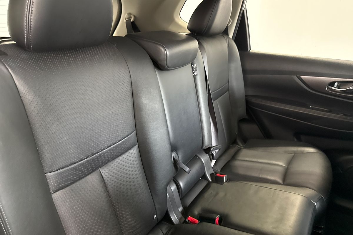 2015 Nissan X-TRAIL ST-L (FWD) T32