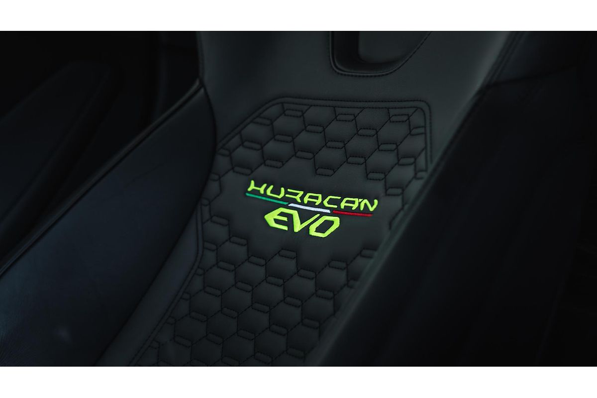 2021 Lamborghini Huracan EVO Fluo Capsule 724