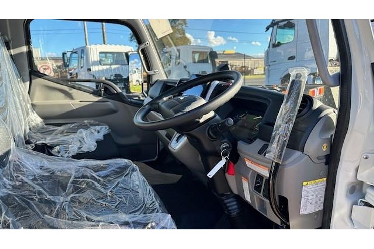 2024 Fuso Canter 815 Wide