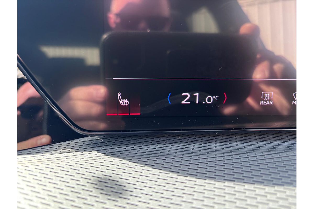 2025 Audi SQ5 TFSI FY