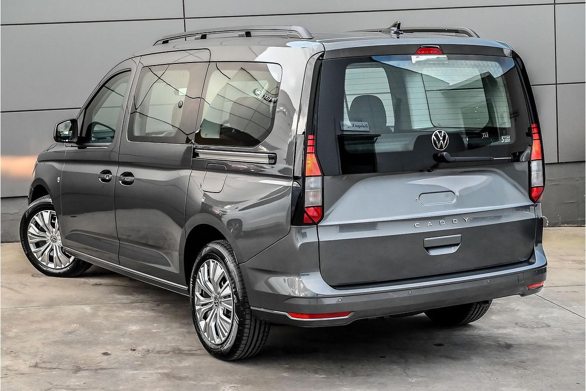 2024 Volkswagen Caddy TDI320 5