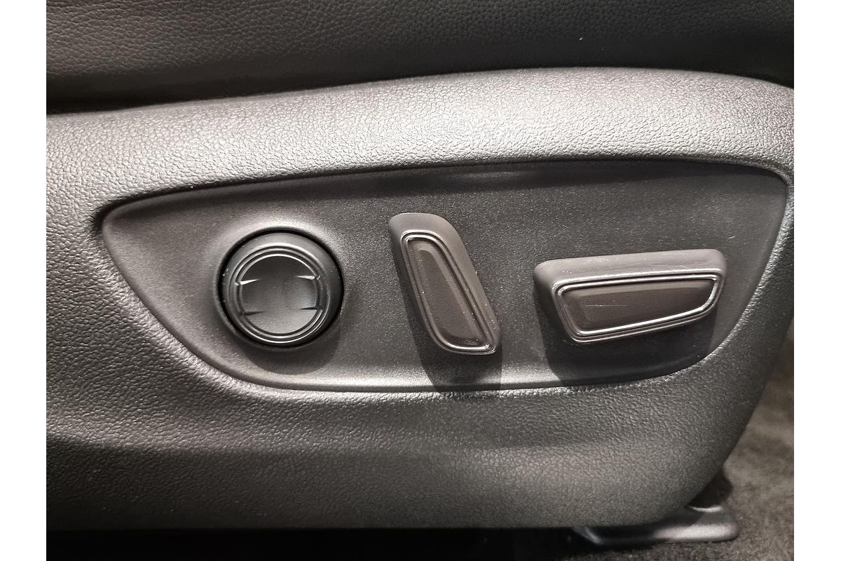 2022 Toyota Kluger Grande GSU75R