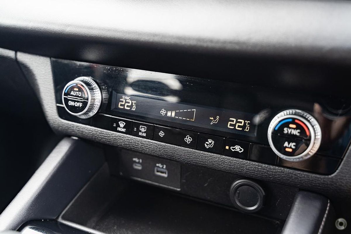 2025 Mitsubishi Outlander LS ZM