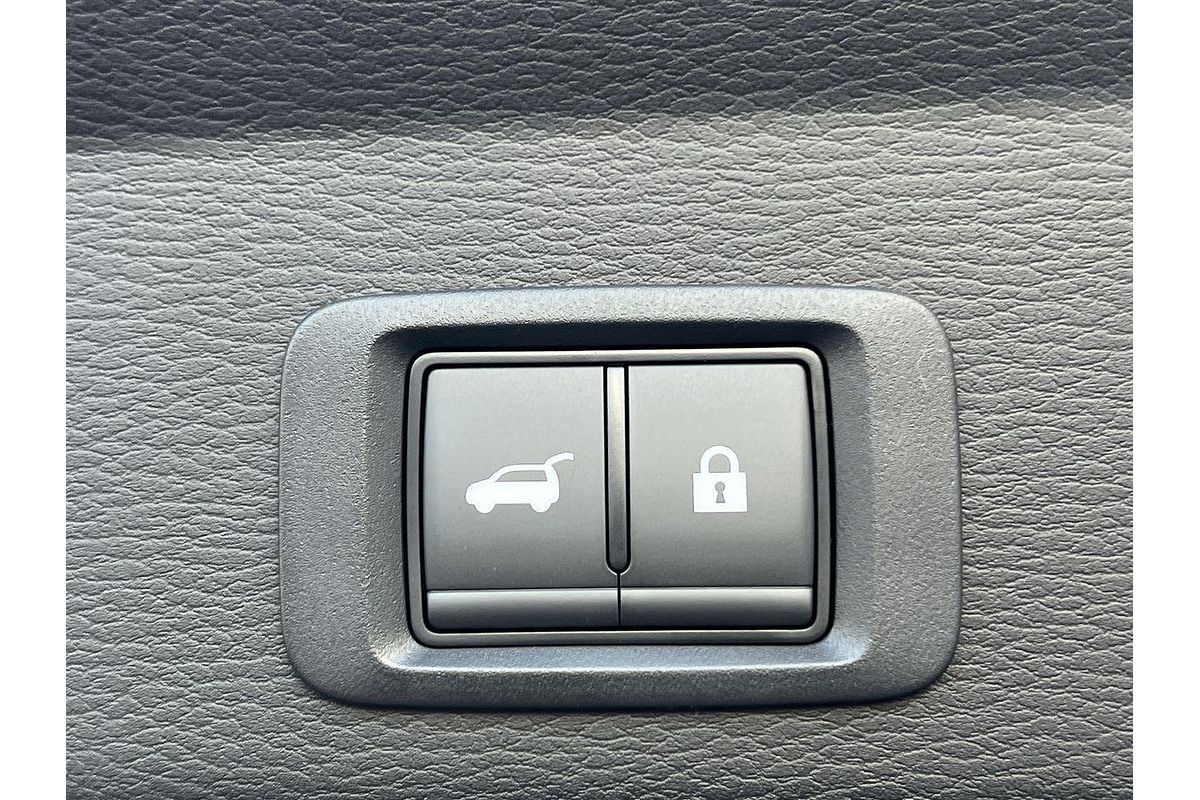 2025 Mitsubishi Outlander Exceed ZM