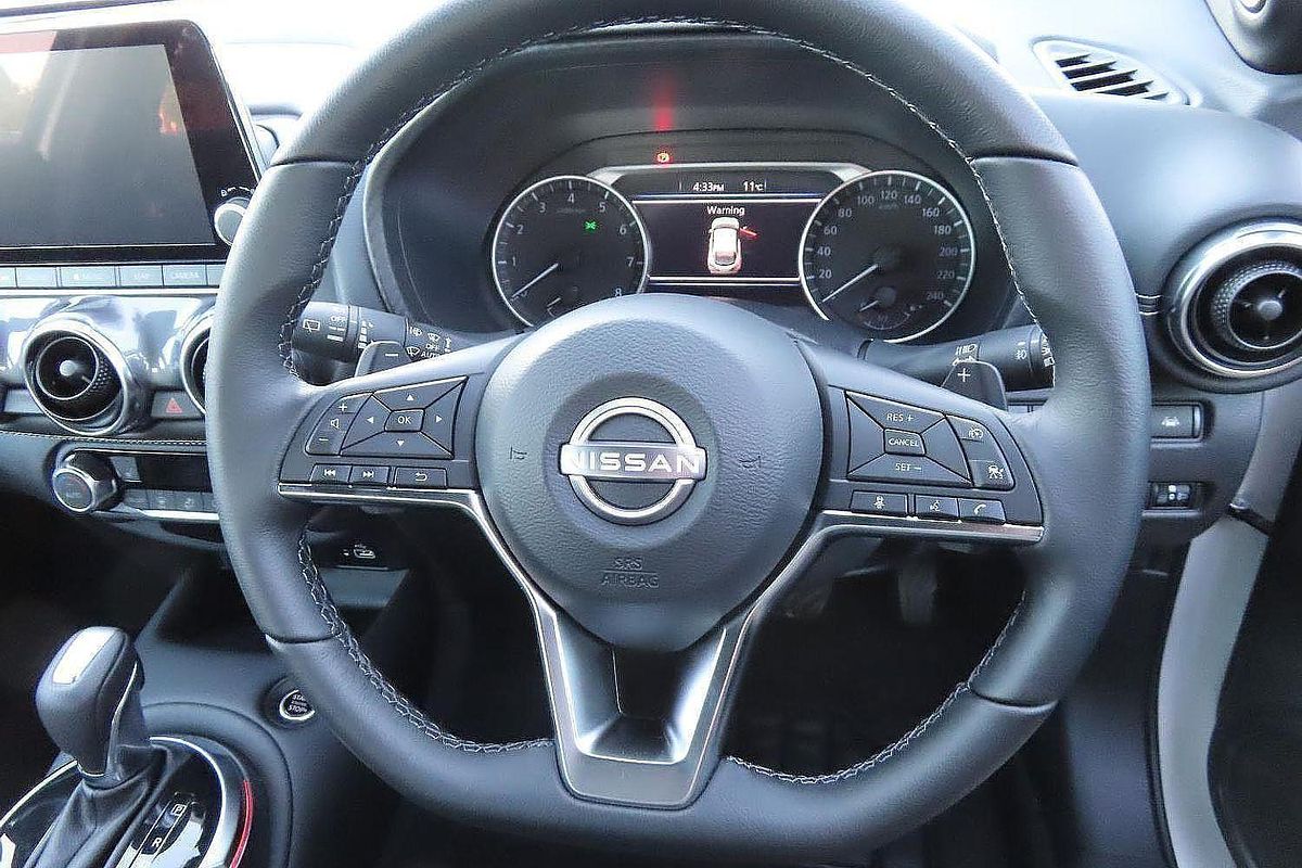 2023 Nissan JUKE ST-L F16