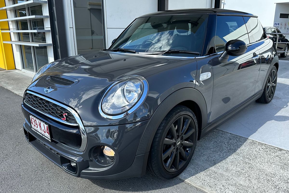 2013 MINI Coupe Cooper S R58