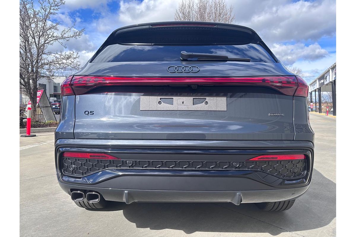 2025 Audi Q5 40 TDI Sport FY