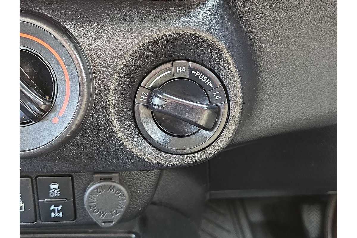 2021 Toyota Hilux SR GUN126R 4X4
