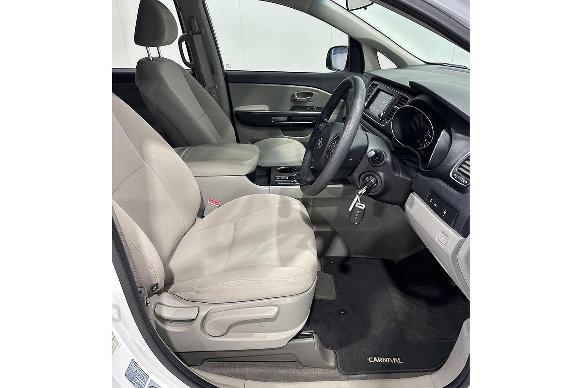 2018 Kia Carnival S YP