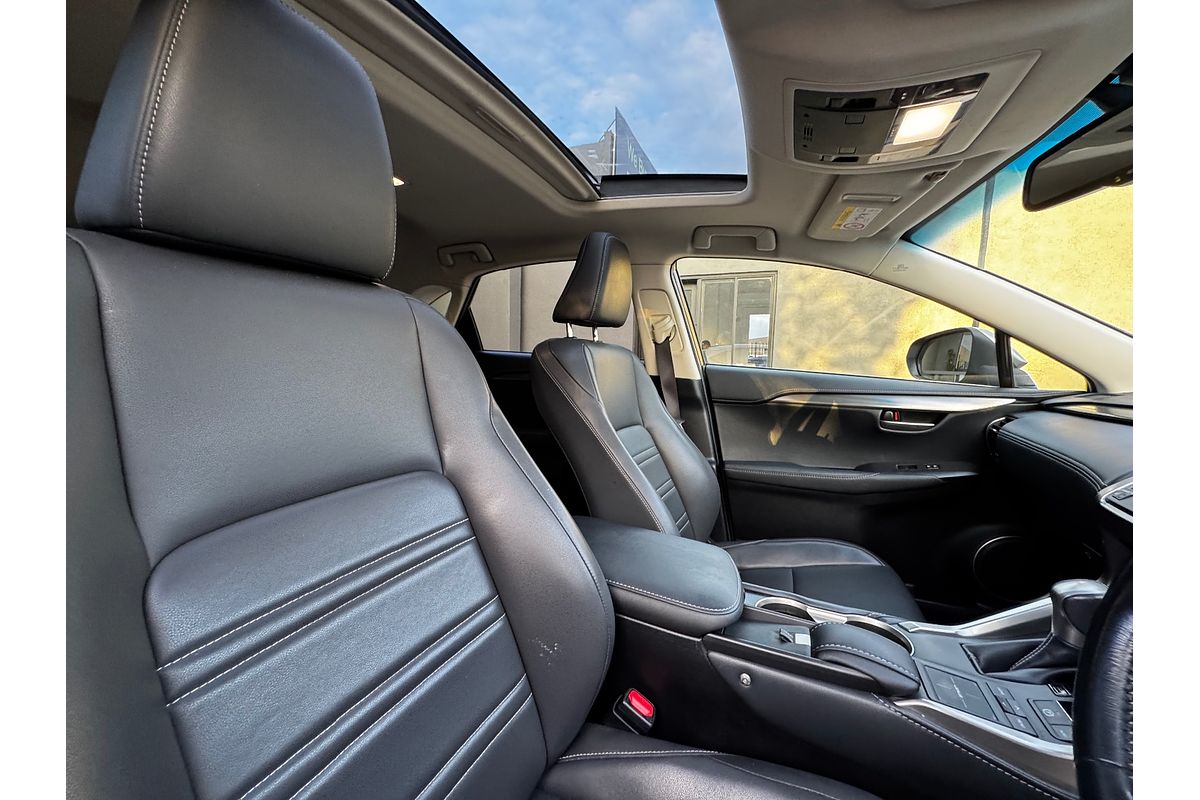 2015 Lexus NX NX200t Luxury AGZ10R