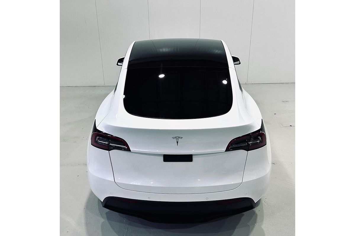 2022 Tesla Model Y Rear-Wheel Drive (No Series)