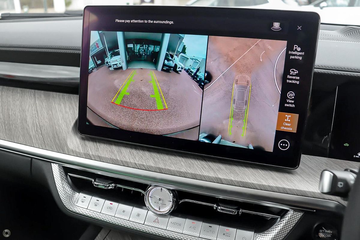 2025 GWM Tank 500 Ultra Hi4-T PHEV P03