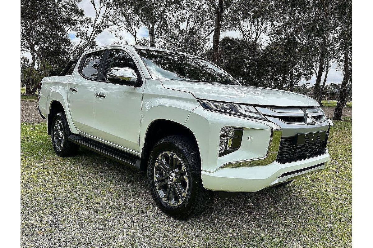 2023 Mitsubishi Triton GLS MR 4X4