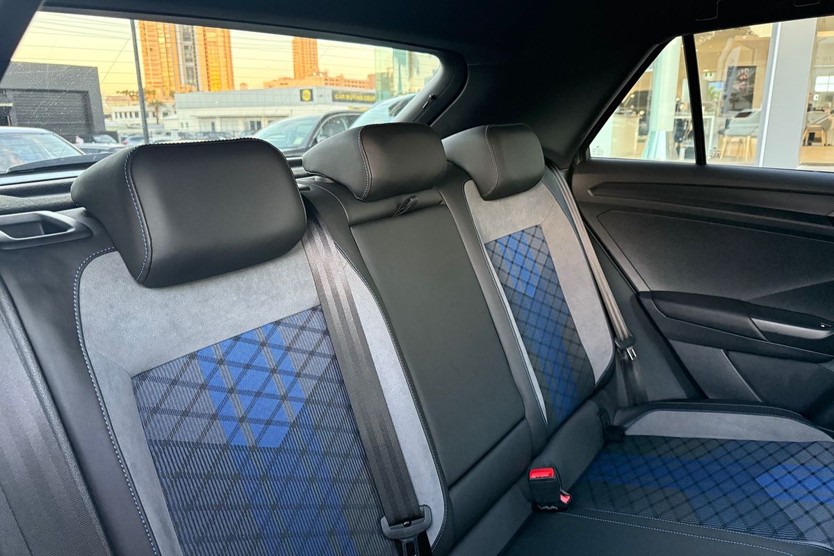 2022 Volkswagen T-Roc R Grid Edition D11