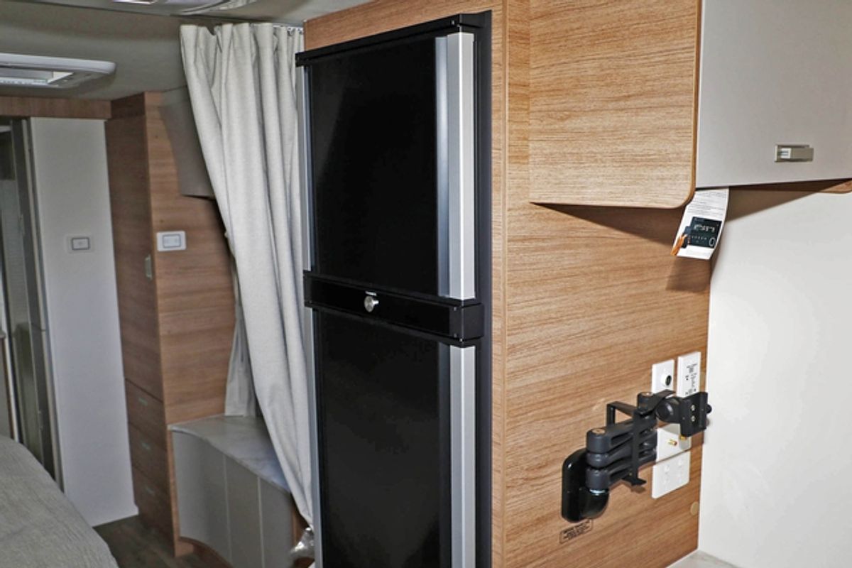 2025 Jayco SILVERLINE CARAVAN 21.65-3.SL-MY25