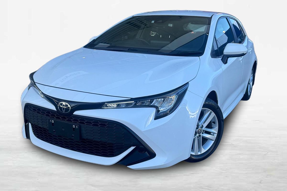 2018 Toyota Corolla Ascent Sport MZEA12R