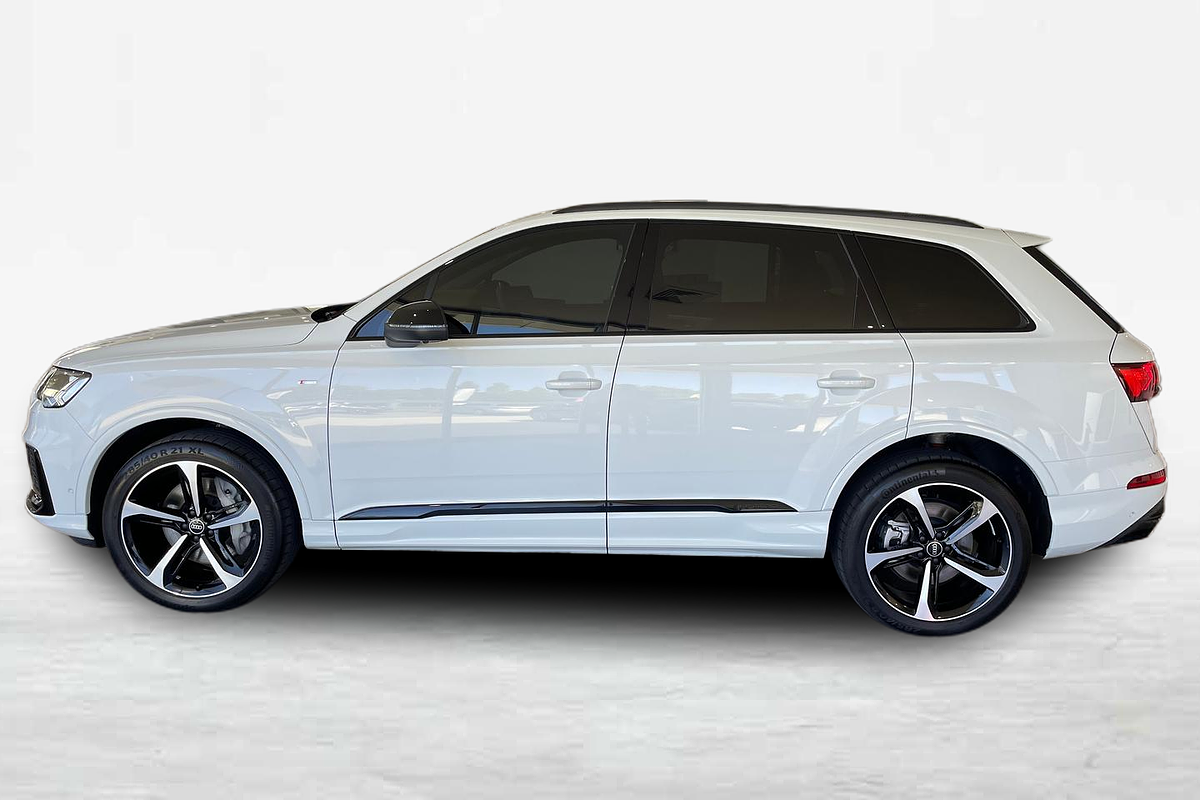 2023 Audi Q7 55 TFSI S line 4M