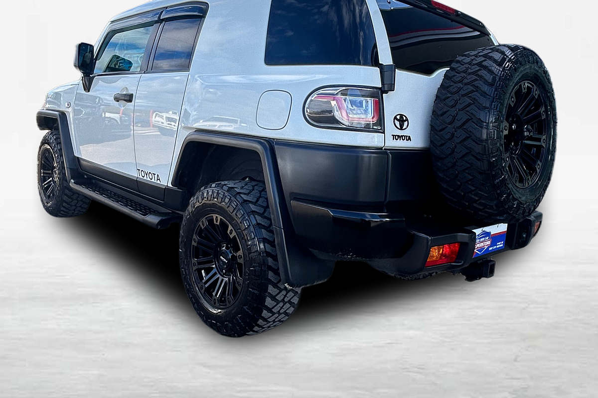 2011 Toyota FJ Cruiser GSJ15R