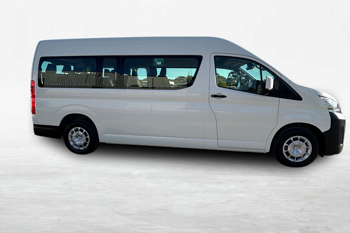 2022 Toyota Hiace Commuter GDH322R