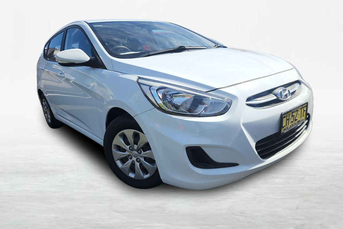 2016 Hyundai Accent Active RB4