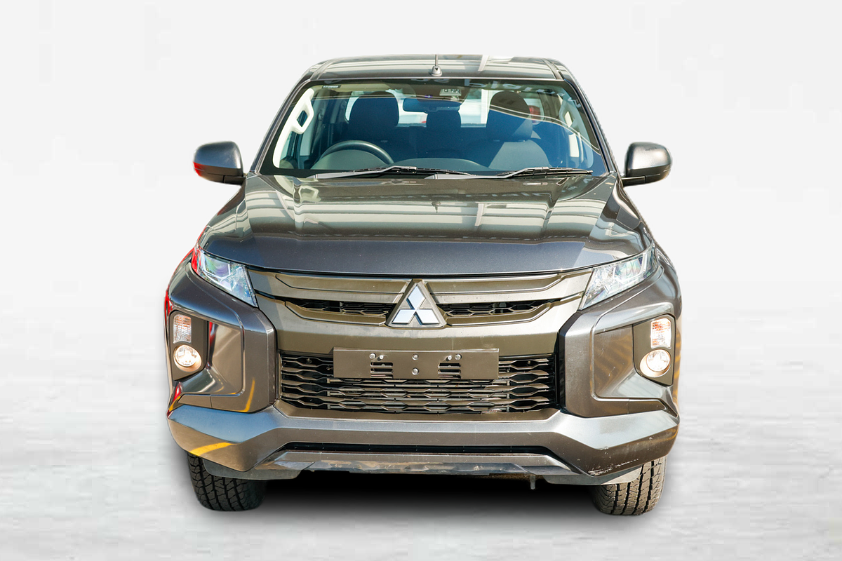 2019 Mitsubishi Triton GLX+ MR 4X4