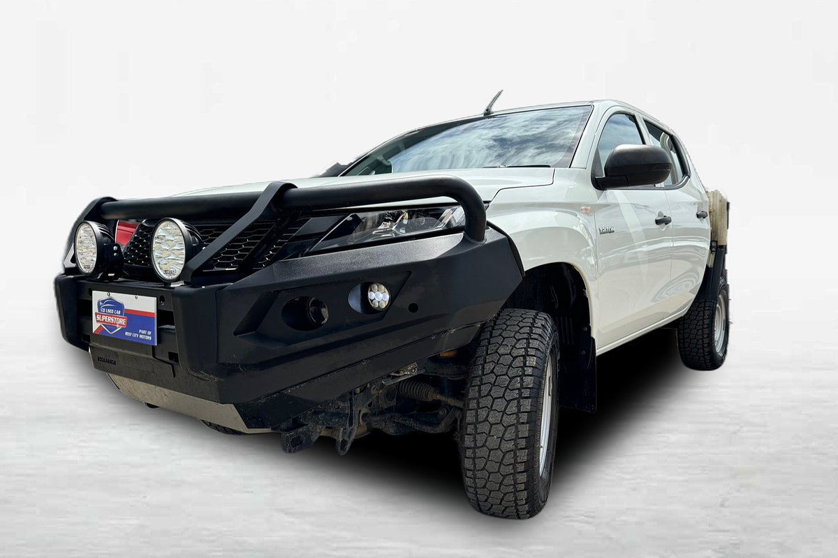 2022 Mitsubishi Triton GLX MR 4X4