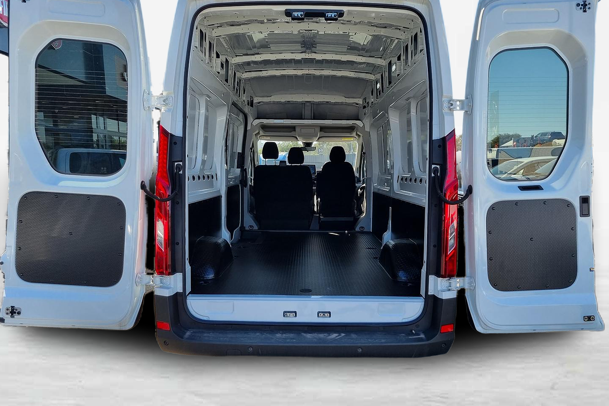 2024 LDV Deliver 9   LWB