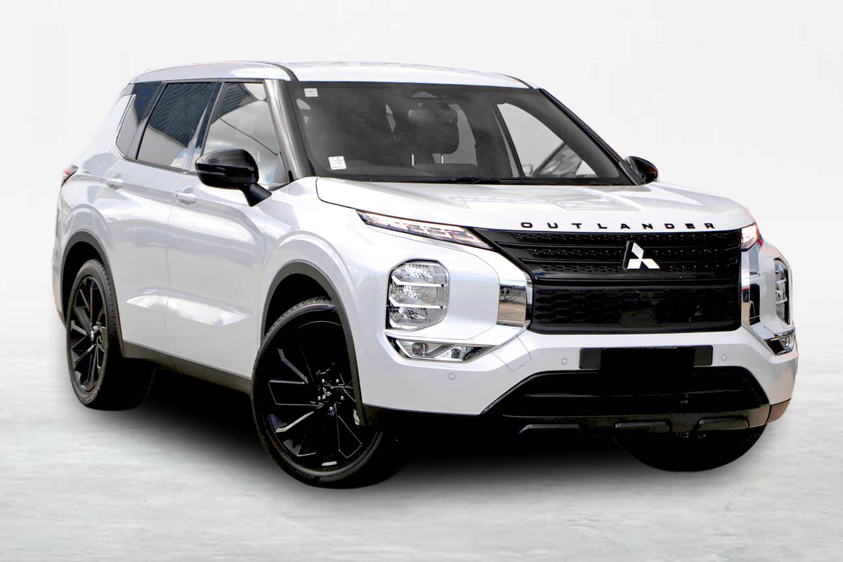 2024 Mitsubishi Outlander Black Edition ZM