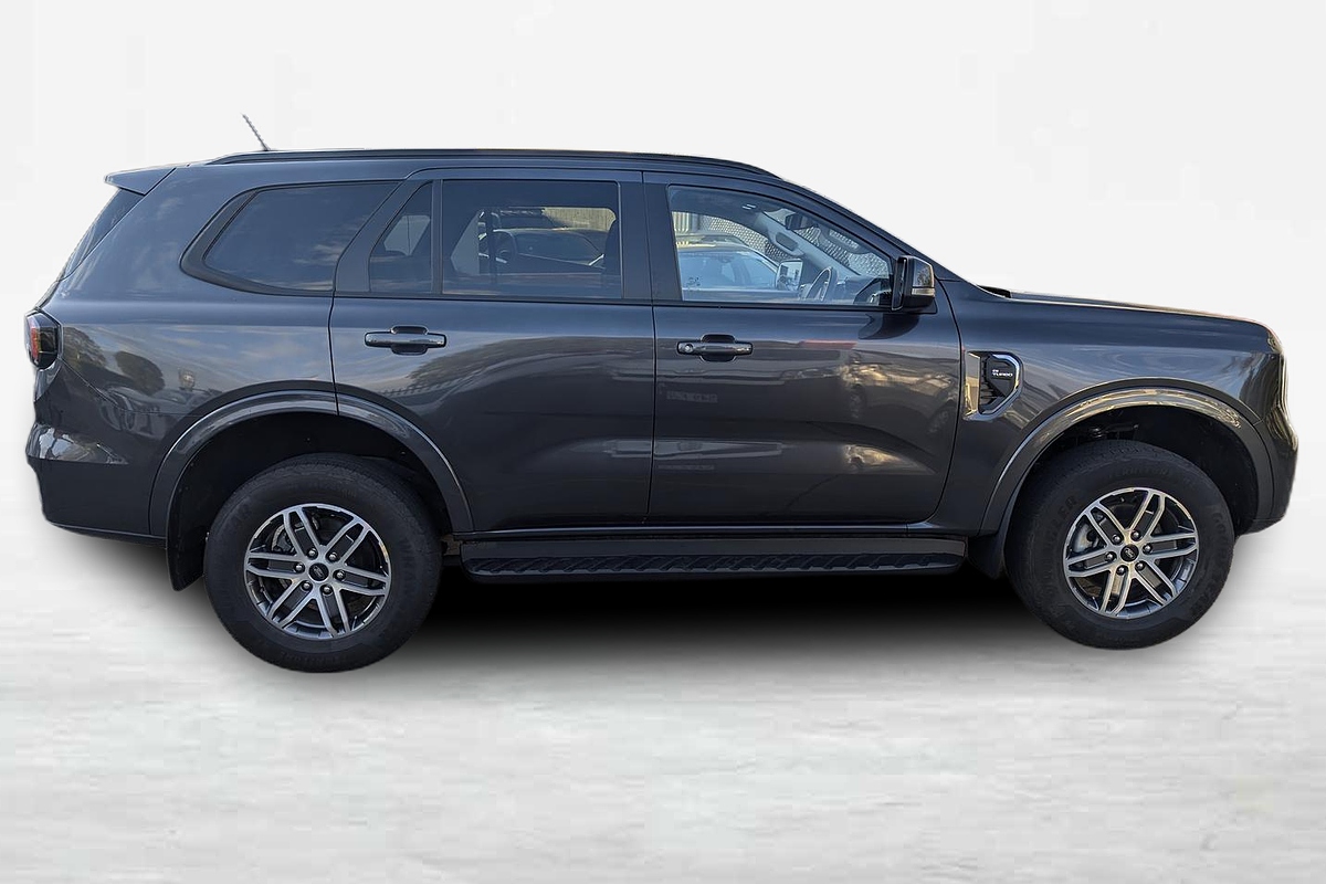 2023 Ford Everest Trend