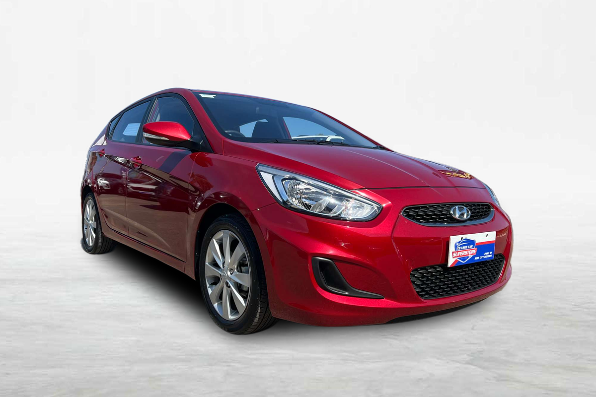 2019 Hyundai Accent Sport RB6