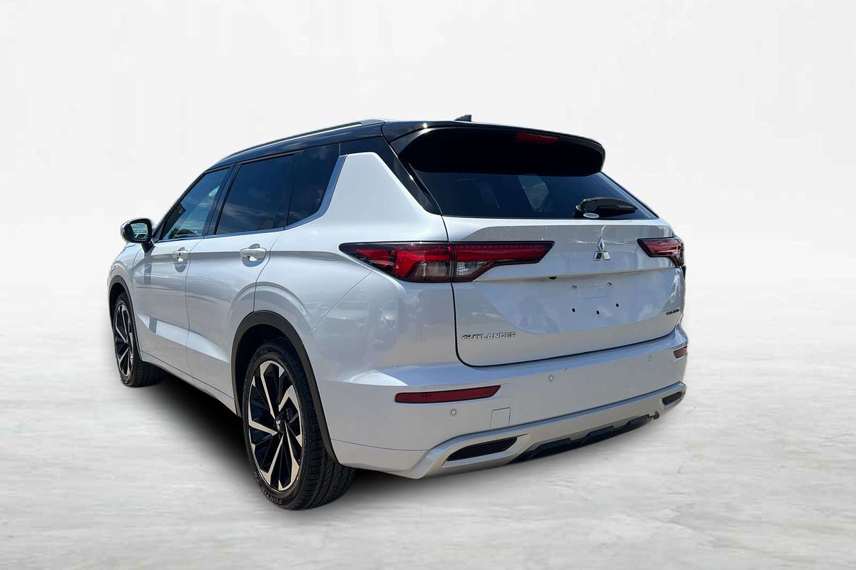 2022 Mitsubishi Outlander Exceed Tourer ZM