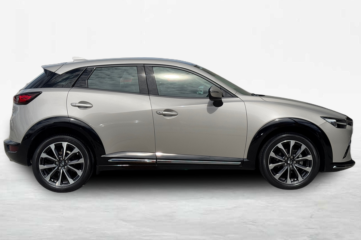 2022 Mazda CX-3 sTouring DK