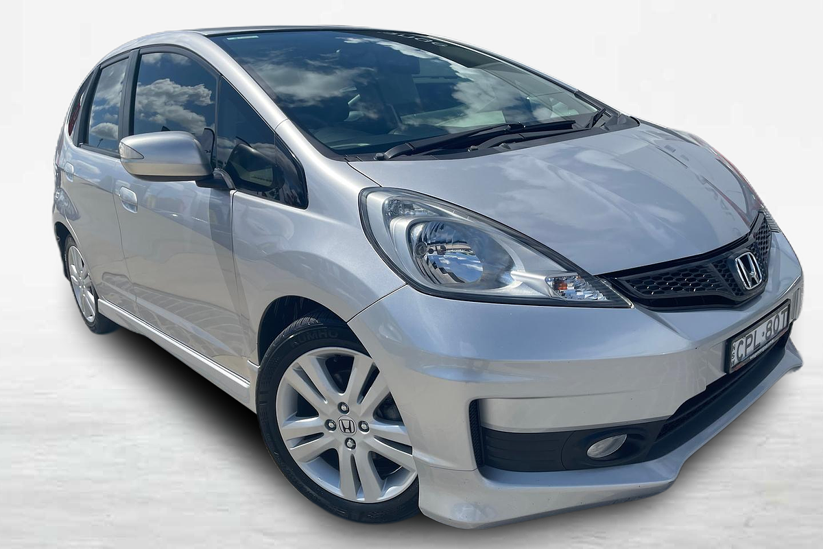 2013 Honda Jazz Vibe-S GE